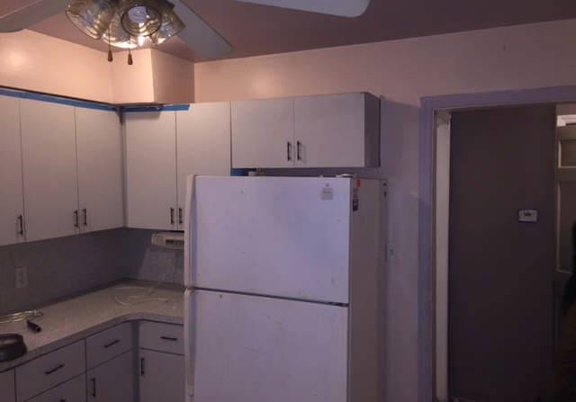 kitchen before renovations