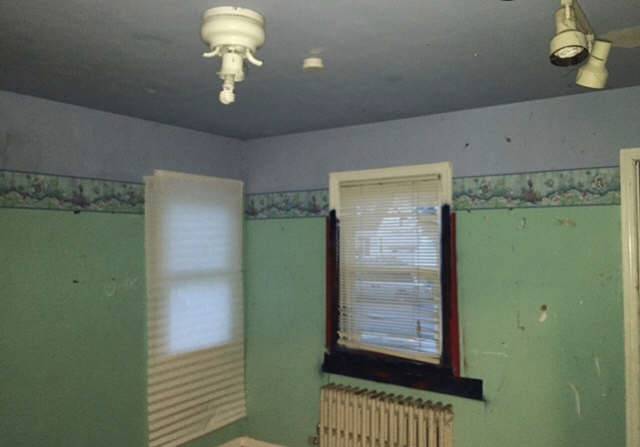 Bedroom before renovations funded by ny hard money lender