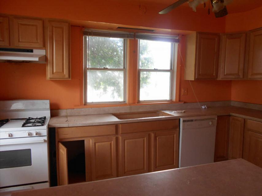 Kitchen before renovations funded by Maryland hard money lender